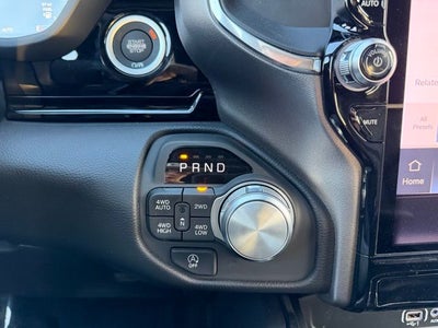 2026 RAM 1500 RAM 1500 LARAMIE CREW CAB 4X4 5'7' BOX