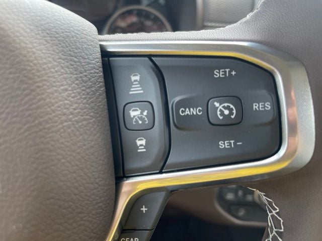 2026 RAM 1500 RAM 1500 LARAMIE CREW CAB 4X4 5'7' BOX