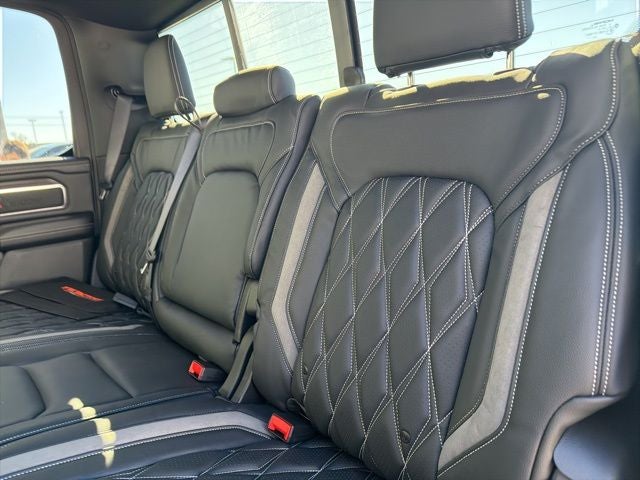 2026 RAM 1500 RAM 1500 LARAMIE CREW CAB 4X4 5'7' BOX