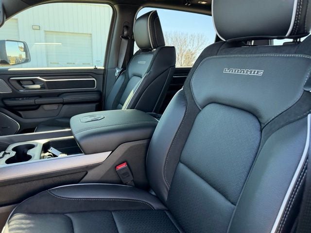 2026 RAM 1500 RAM 1500 LARAMIE CREW CAB 4X4 5'7' BOX