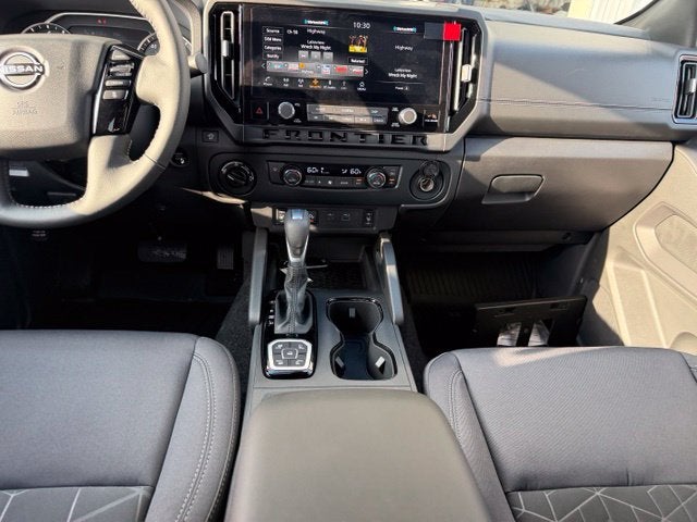 2027 Nissan Frontier SV