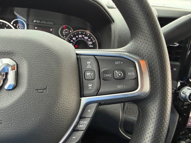 2026 RAM 2500 RAM 2500 TRADESMAN CREW CAB 4X4 6'4' BOX