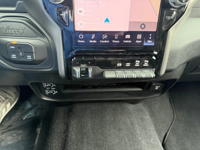 2026 RAM 2500 RAM 2500 TRADESMAN CREW CAB 4X4 6'4' BOX