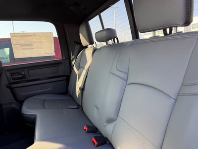 2026 RAM 3500 RAM 3500 TRADESMAN CREW CAB 4X4 8' BOX