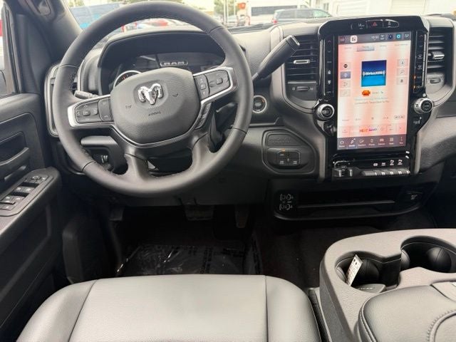 2026 RAM 3500 RAM 3500 TRADESMAN CREW CAB 4X4 8' BOX