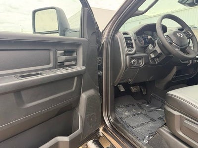 2026 RAM 3500 RAM 3500 TRADESMAN CREW CAB 4X4 8' BOX