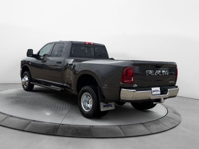 2026 RAM 3500 RAM 3500 TRADESMAN CREW CAB 4X4 8' BOX