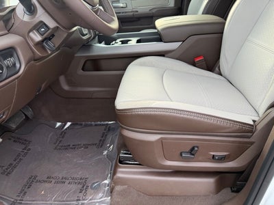 2026 RAM 3500 RAM 3500 LARAMIE CREW CAB 4X4 8' BOX