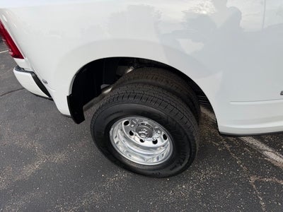 2026 RAM 3500 RAM 3500 LARAMIE CREW CAB 4X4 8' BOX