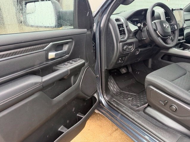 2027 RAM 1500 RAM 1500 BIG HORN CREW CAB 4X4 5'7' BOX