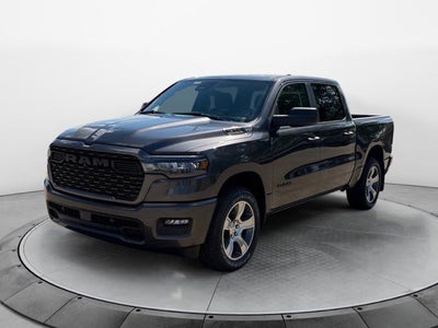 2026 RAM 1500 RAM 1500 EXPRESS CREW CAB 4X4 5'7' BOX