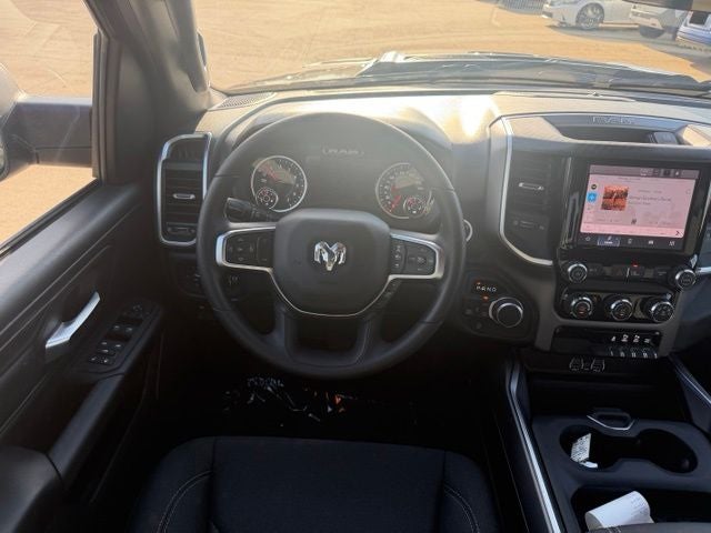 2026 RAM 1500 RAM 1500 EXPRESS CREW CAB 4X4 5'7' BOX