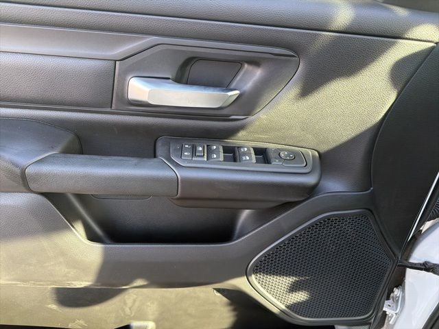 2026 RAM 1500 RAM 1500 EXPRESS CREW CAB 4X4 5'7' BOX