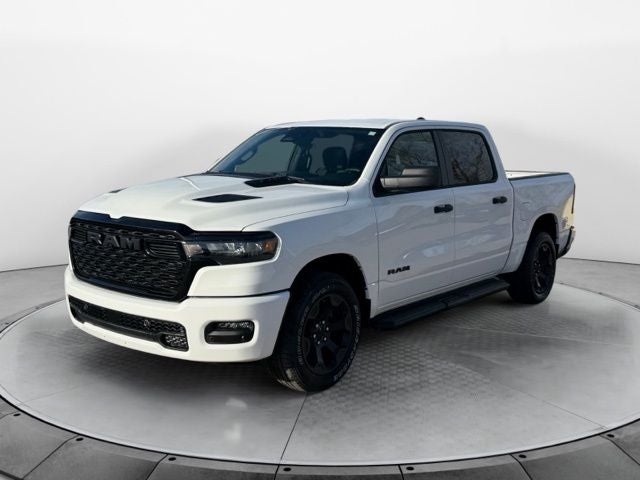 2026 RAM 1500 RAM 1500 EXPRESS CREW CAB 4X4 5'7' BOX