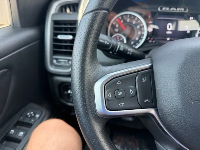 2026 RAM 1500 RAM 1500 WARLOCK CREW CAB 4X4 5'7' BOX