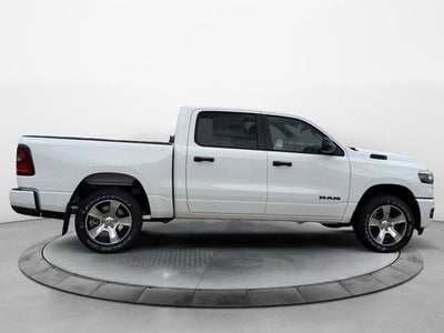 2026 RAM 1500 RAM 1500 EXPRESS CREW CAB 4X4 5'7' BOX