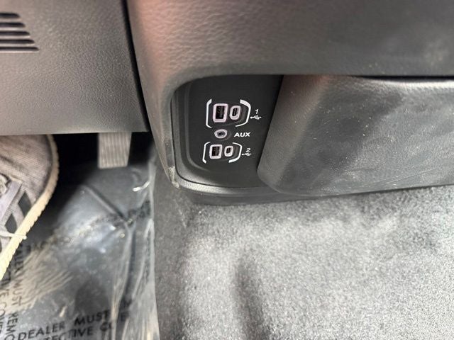 2026 RAM 1500 RAM 1500 EXPRESS CREW CAB 4X4 5'7' BOX