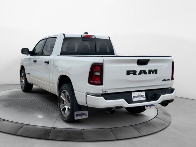 2026 RAM 1500 RAM 1500 EXPRESS CREW CAB 4X4 5'7' BOX