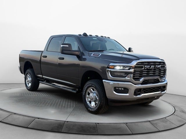 2026 RAM 2500 RAM 2500 TRADESMAN CREW CAB 4X4 6'4' BOX