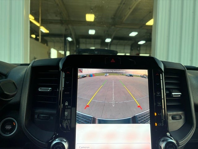 2026 RAM 2500 RAM 2500 TRADESMAN CREW CAB 4X4 6'4' BOX