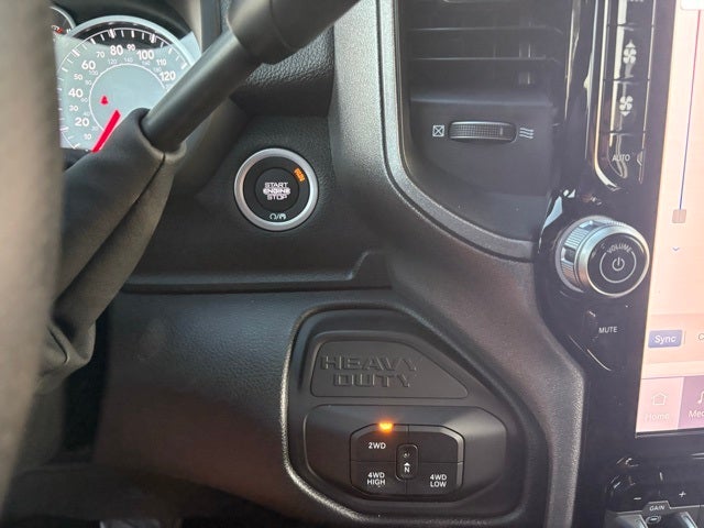 2026 RAM 2500 RAM 2500 TRADESMAN CREW CAB 4X4 6'4' BOX