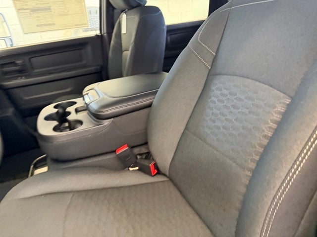 2026 RAM 2500 RAM 2500 TRADESMAN CREW CAB 4X4 6'4' BOX