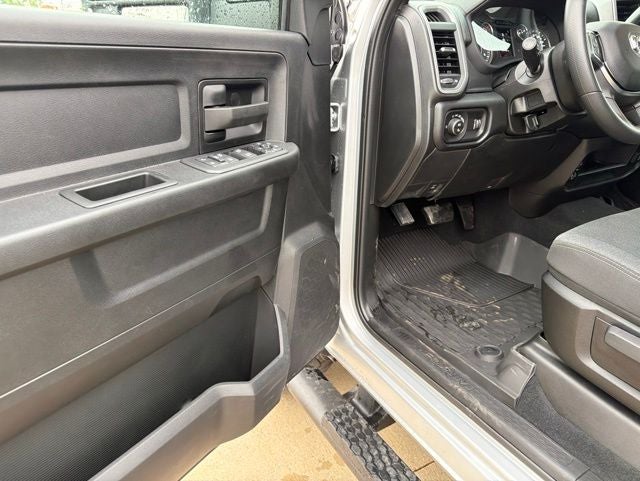 2026 RAM 2500 RAM 2500 WARLOCK CREW CAB 4X4 6'4' BOX