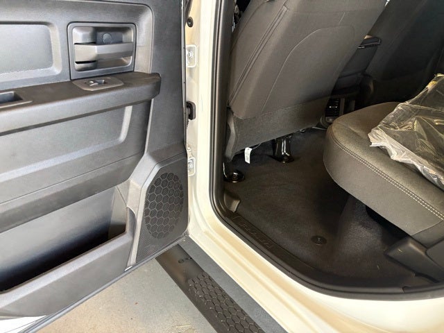 2026 RAM 2500 RAM 2500 TRADESMAN CREW CAB 4X4 8' BOX