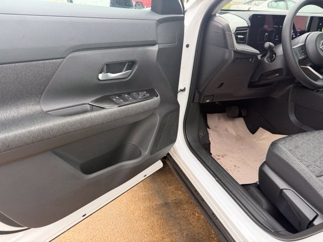 2027 Nissan Kicks S