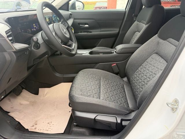 2027 Nissan Kicks S