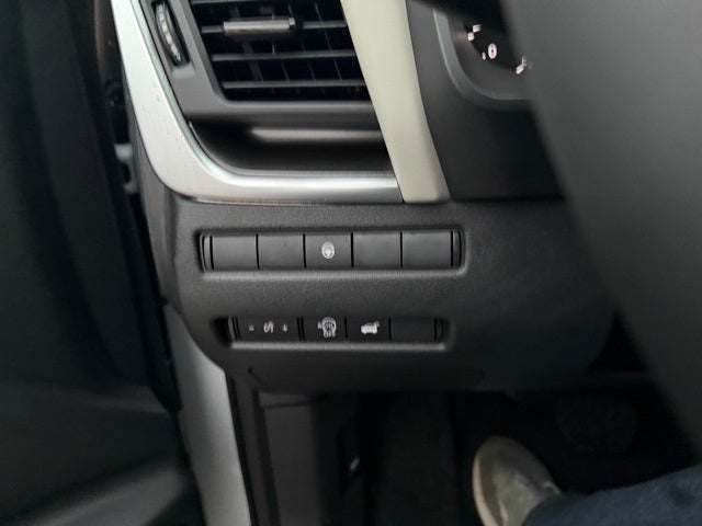 2026 Nissan Rogue Base