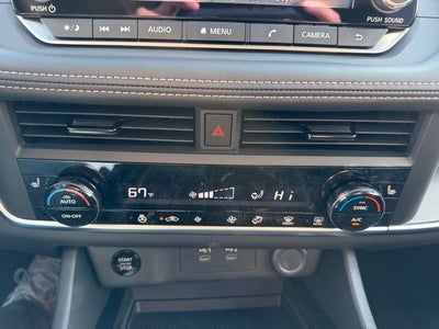 2026 Nissan Rogue SV